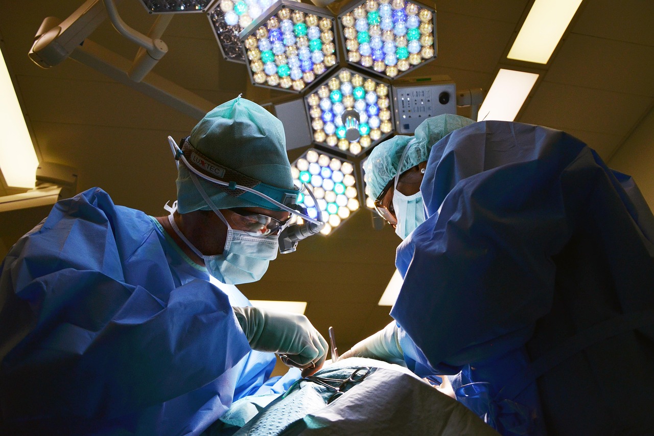 Cirurgião vascular em São Paulo atendendo pacientes com convênio médico — Dr. Luís Dotta CRM 65772/SP